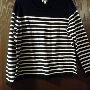 Croft & Barrow Black and White Striped Sweater